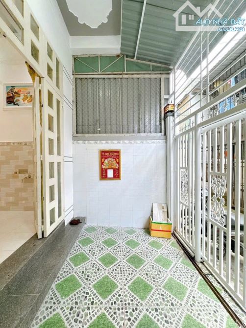 ☆ Giảm 100 triệu bán nhanh  ☆ BÁN NHÀ TRỆT 2 LẦU - TRỤC CHÍNH HẺM - 4 PHÒNG NGỦ - NGAY TRU - 1