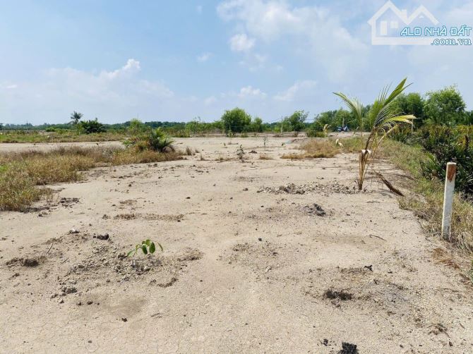 2100M2 ĐẤT THỔ VƯỜN HIỆP PHƯỚC - NHÀ BÈ , GIÁ ĐẦU TƯ 1 TRIỆU 100 /M2 - 1