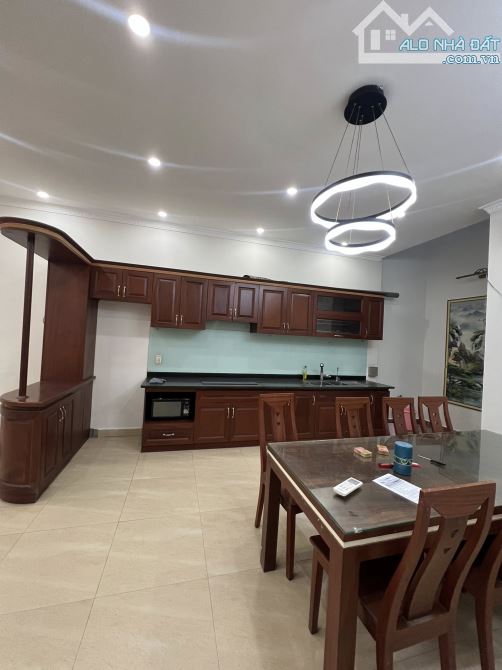 Bán nhà 100 m² khu trung tâm Hồng Bàng - 1