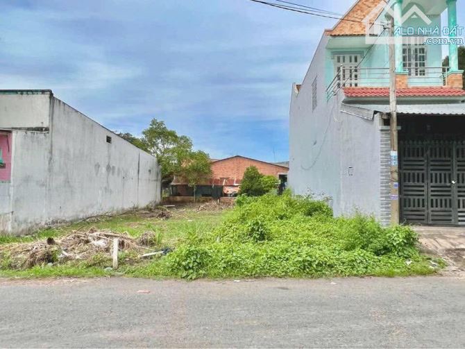 Dì 3 bán bún bò cần thanh toán miếng đất 170m² full thổ cư xã Tân Thạnh Đông Củ Chi - 1
