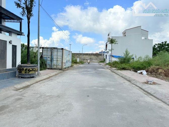 Lô đất khổ biệt thự cực đẹp tại Trung Tâm An Dương  - DT: 123m giá 4,5 tỷ - 1