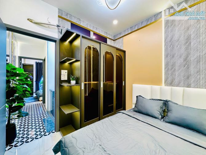 NHÀ MỚI 100% - HẺM XE HƠI VÀO TẬN NHÀ - SỔ HỒNG RIÊNG - CHỈ 5 TỶ 390 TRIỆU - 1