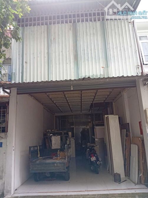 Cho thuê Kho 4,5x18 có gác suốt, hẻm thông Xe Tải Gò Vấp - 1