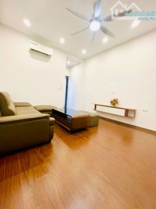 BÁN TẬP THỂ TẦNG 2  XÀ PHÒNG HÀ NỘI,  NGUYỄN TRÃI, THANH XUÂN – 90M² – 3PN. 3,48 TỶ - 1