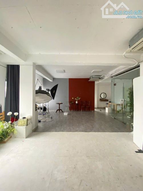 GIẢM SỐC 4 Tỷ, Mặt Phố Nguyễn Văn Tuyết, Đống Đa,115m2*9 Tầng, MT 11.5m, Lô Góc, Thang Máy - 1