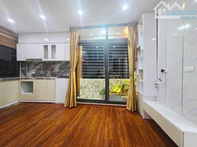 Bán Nhà Dòng Tiền Ngõ 482 Kim Giang 7 Tầng 23 Phòng Khép Kín Dòng Tiền 80TR/ Tháng - 1