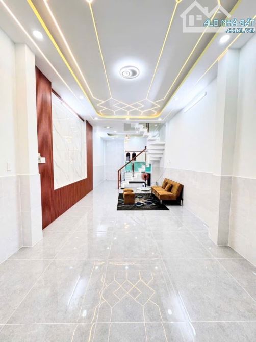 GÒ XOÀI, 4 x 13, 3TẦNG ĐÚC, HXH 6M THÔNG, OTO NGỦ NHÀ, GIÁP TÂN PHÚ, GẦN AEON, CHỈ 5.X TỶ - 1