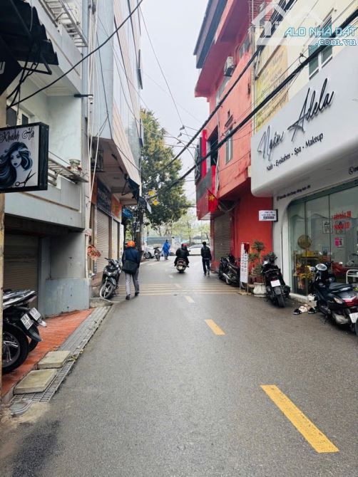 CHƯA ĐẾN 3 TỶ NHẬP KHẨU HẬU DƯỠNG KIM CHUNG-OTO NHỎ VÀO ĐẤT - GIÁ RẺ - CÁCH TRỤC KINH DOAN - 1