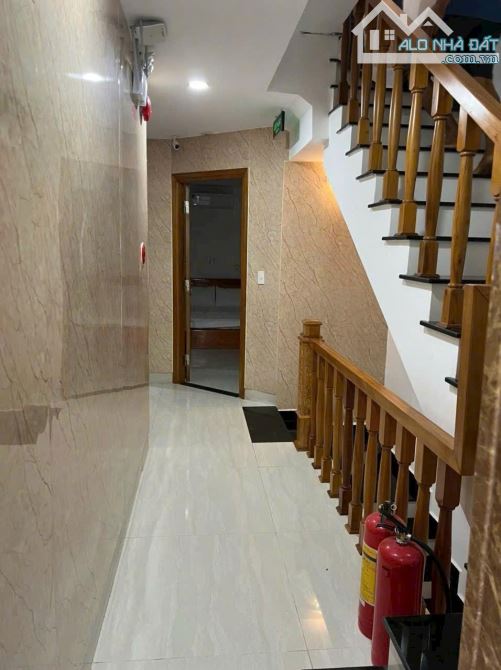 Nhà 5lầu sổđỏ xây Căn hộ gồm20 phòng cho thuê kín102m2 mặt 7m khu PhướcLong gần Biển 12 ty - 1