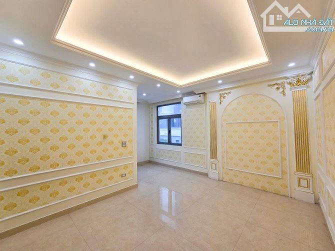 Hiếm! Biệt thự Nguyệt Quế Vinhomes Riverside, 189m2*4 Tầng, Mặt Tiền 8.3m, giá chỉ 52 tỷ - 1