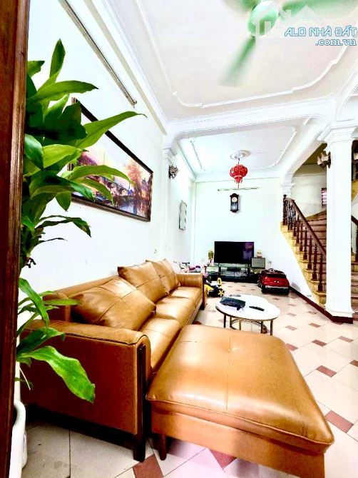 TRUNG TÂM QUẬN HAI BÀ TRƯNG , NHÀ DIỆN TÍCH RỘNG , GIÁ RẺ ĐẦU TƯ   MINH KHAI , 75m , 4 tần - 1