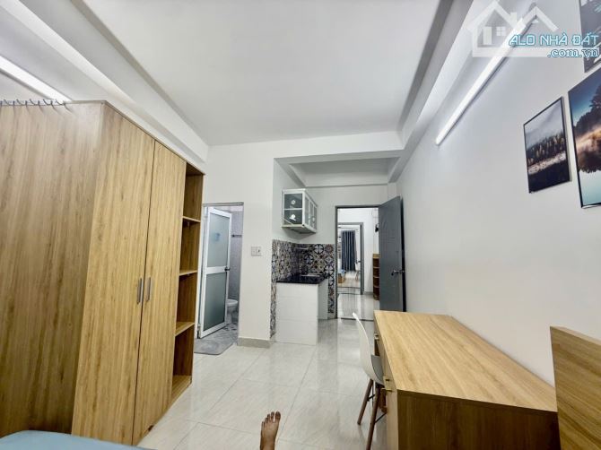 Bán căn hộ dịch vụ,DT 4m x 16m,trệt,4 lầu sân thượng,gần trường ĐH Hutech,cầu Thị Ngè… - 1