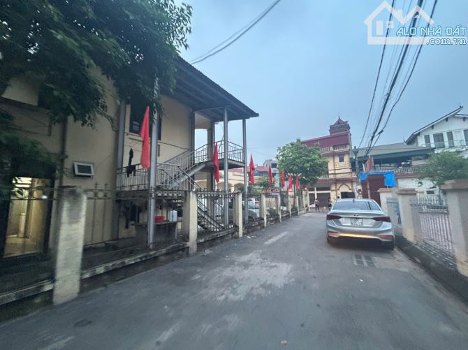 Siêu phẩm Liên Mạc 140m2, 3 tầng cổ kính- Ô TÔ tránh- Kinh Doanh nhỉnh 11 tỷ - 1