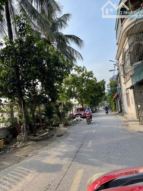Nhỉnh 2 tỷ có Lô ĐẤT MẶT CHỢ - KINH DOANH, ĐƯỜNG NHỰA 12M - 1