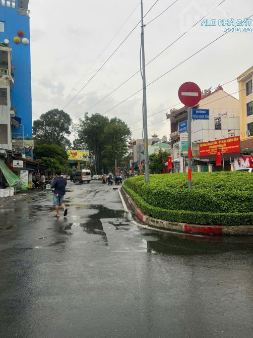 Đoạn Đẹp Mặt Tiền Hùng Vương – Trần Nhân Tôn DT 3.8 X16m KC 5 Tầng Chỉ 18 Tỷ - 1