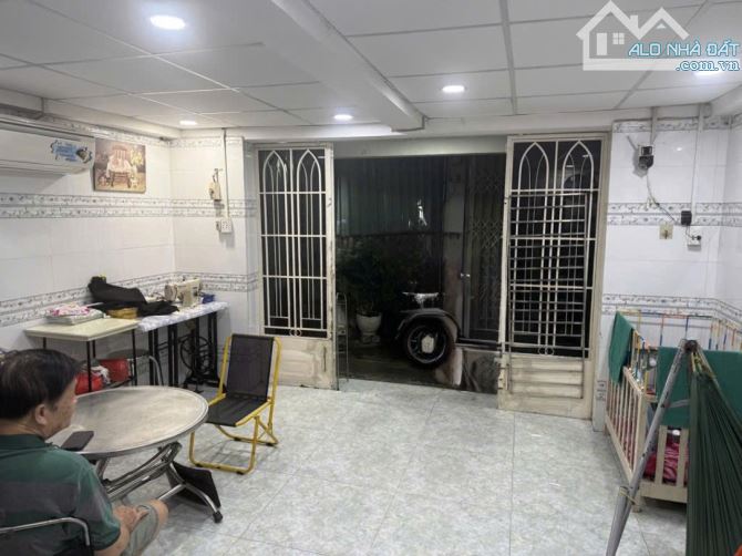 ⭐️ Giảm 100tr! Nhà Vuông SHR 2 tầng 36m2 – Quốc lộ 13 cũ Thủ Đức - 1