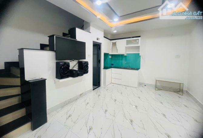 SIÊU PHẨM NHÀ MỚI – TRUNG TÂM PHÚ NHUẬN – HẺM XE HƠI VÀO TẬN CỬA - 1