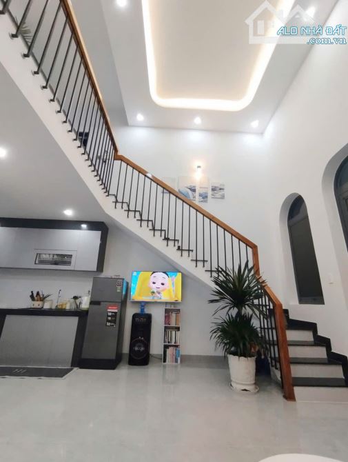 NHÀ ĐẸP HẺM CẠN HÀ THANH 1 - P QUY NHƠN - CHỈ 1,950 (TL) - 1