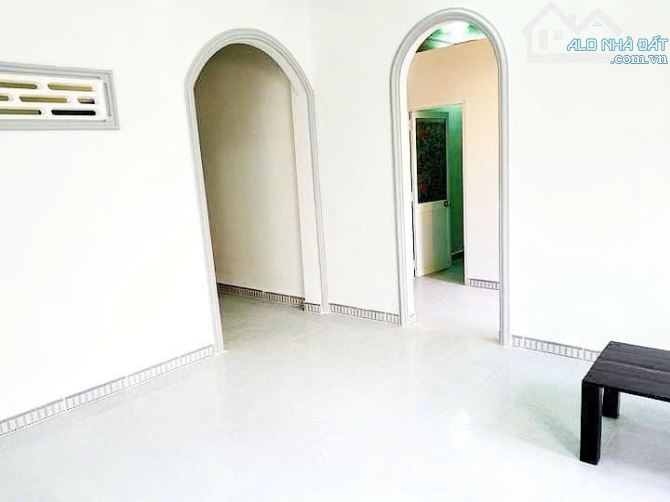 BÁN NHÀ 3 MẶT TIỀN HẺM ĐOÀN TRẦN NGHIỆP CHỈ 2TỶ5 GẦN BIỂN - 1