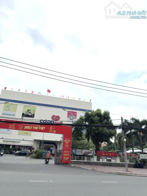 Bán đất full thổ cư,ngang 4.5m nở hậu-dài 17m,kề Phú Mỹ Hưng Quận 7, tặng GPXD,5.x tỷ - 1