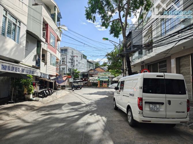 💝Shophouse MT Nguyễn Khanh ngag 6,7m DT: 107m², 2PN, 2WC, gác lửng. Ko mất phí quản lý - 1