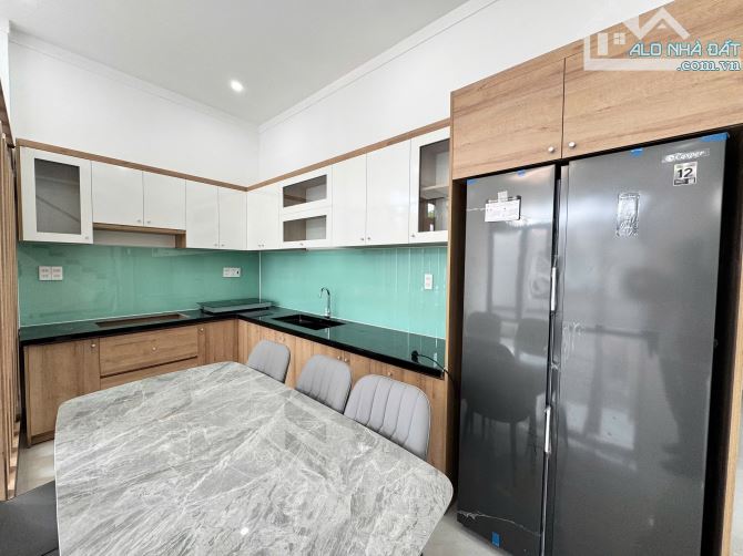 CĂN GÓC 2 MẶT TIỀN – VỊ TRÍ ĐẸP NGAY TRUNG TÂM YWANG - 1