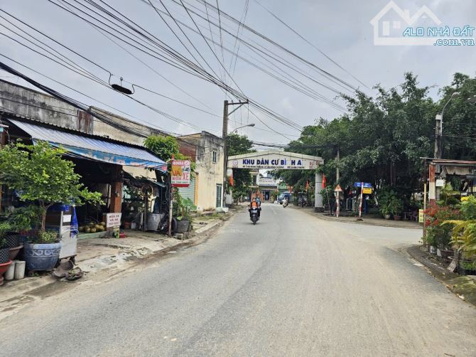 Đất gần ngã ba Tân Vạn, khu dân cư Bình An, sổ riêng, 622 Dĩ An - 1