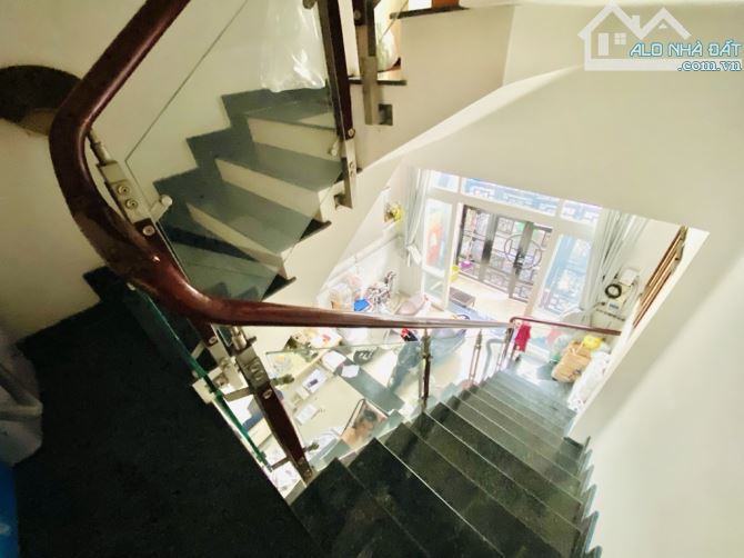 NHÀ LỆCH TẦNG HIỆN ĐẠI- HẺM TRẦN VĂN KHÁNH- 3PN RỘNG RÃI- 6 TỶ NHỈNH - 1
