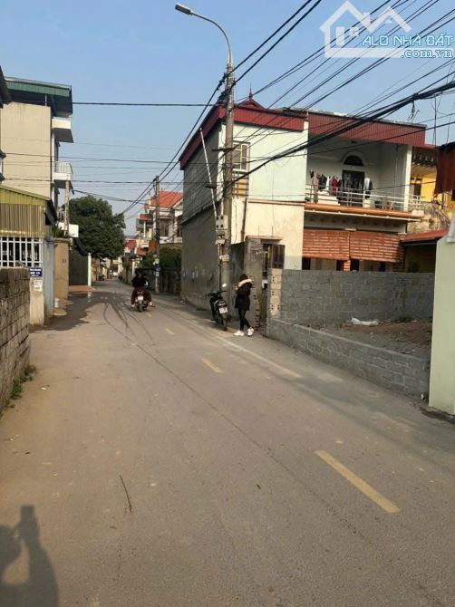 ĐẤT ĐÔNG MỸ - THANH TRÌ - VỊ TRÍ ĐẸP - Ô TÔ TRÁNH - GIÁ CỰC TỐT - 1