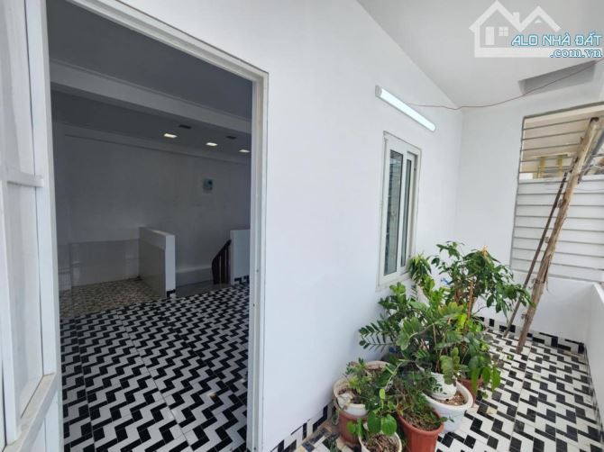 SIÊU HIẾM nhà Mỹ Đình 32m giá 6,3 tỷ,  lô góc, gần ô tô, nhà đẹp ở ngay. - 1
