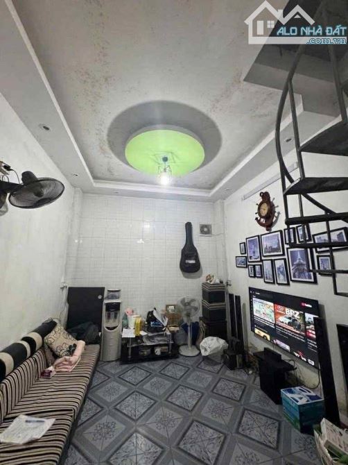 BÁN ĐẤT TẶNG NHÀ 2 tầng Lê Quang Đạo, 35m giá 6,5 tỷ, mua ở - đầu tư đỉnh. - 1