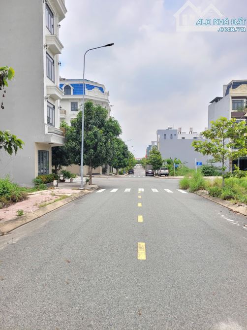 3,9Tỷ TL🔥Bán đất 80m2 KDC Phú Hồng Thịnh 10, p.Bình An, Tp.Dĩ An - 1