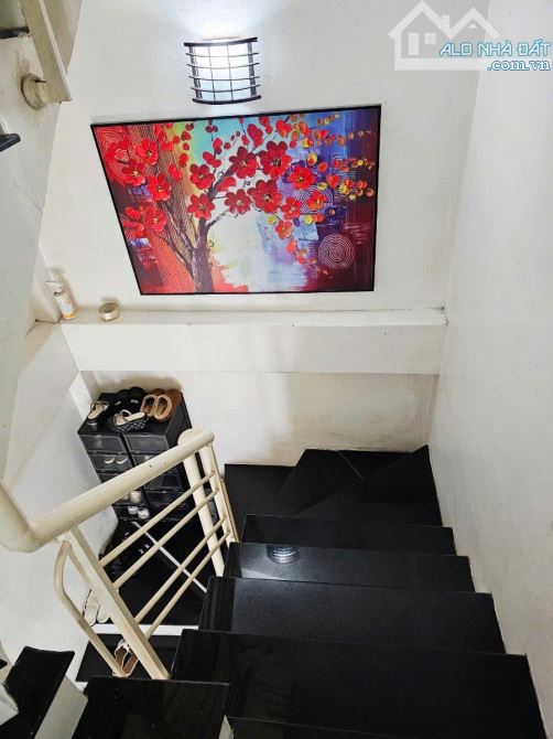BÁN NHÀ LÔ GÓC 2 MẶT THOÁNG 4 TẦNG 35M² GẦN PHỐ ÂU CƠ TÂY HỒ GIÁ CHỈ 8.5 TỶ - 1