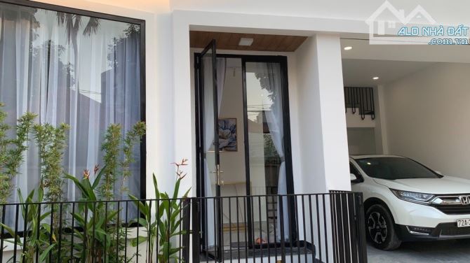 NHÀ MỚI ĐẸP Ở NGAY, HẺM XE HƠI, GẦN CHỢ THỦ ĐỨC, 4 TẦNG, 68m2, CHỈ 8,2 TỶ. - 1
