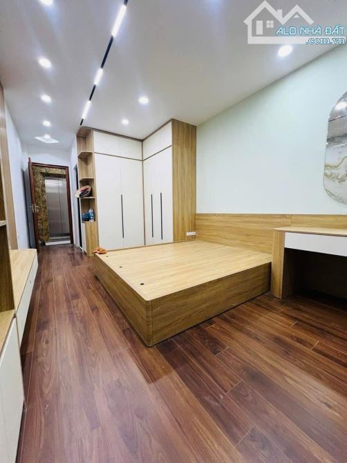 Trần Cung ô tô vào nhà mặt tiền 6m 3 tầng 54m giá 16.3 tỷ - 1