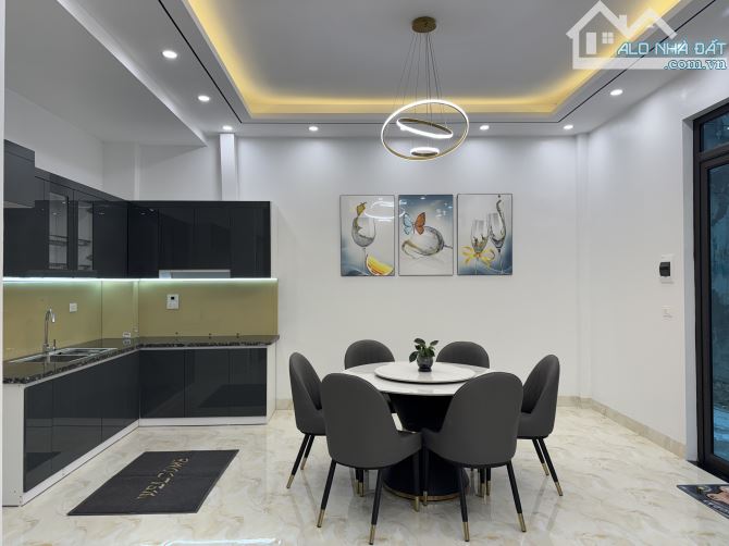 Bán nhà 3 tầng mới xây chắc chắn, đẹp, hiện đại, DT 51m2, 4 ngủ, mt 8,5m. đường ô tô chạy. - 1