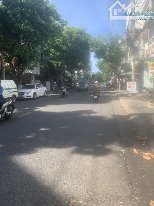 Bán nhà mặt tiền đường Trưng Nữ Vương vị trí đắc địa - 1