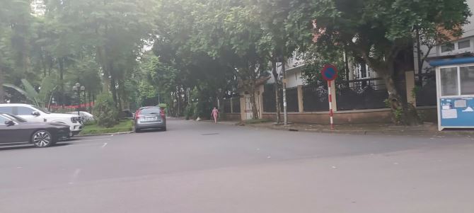 Biệt thự 5 tầng x 256m2 Đặng Xuân Bảng, Linh Đàm giá 54 tỷ - 1