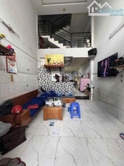 Bán nhà hẻm Nguyễn Văn Luông, Quận 6, 60m2, 3 tầng 3pn, giá 4 tỷ - 1