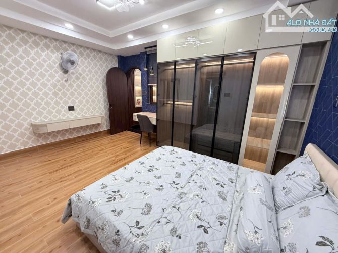 (Hot)Nhà Đẹp HXH Liên Khu Bàu Cát - 5Tầng- 5,05x20,45m- Cách Ngã 4 Bảy Hiền 200m -14,5tỷtl - 1