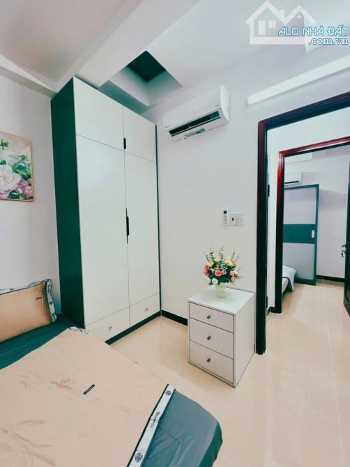 Nhà 4 tầng đúc BTCT 3 phòng ngủ Master gần Lotte Gò vấp đường số 8 P11 full nội thất - 1