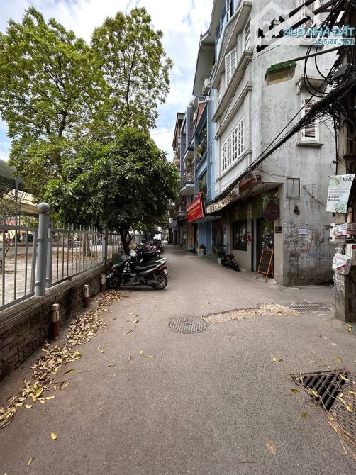 BÁN ĐÂT XÂY NHÀ DÒNG TIỀN PHỐ ÂU CƠ-3 THOÁNG-KINH DOANH ĐỈNH - GẦN Ô TÔ - 430M - 65 TỶ. - 1