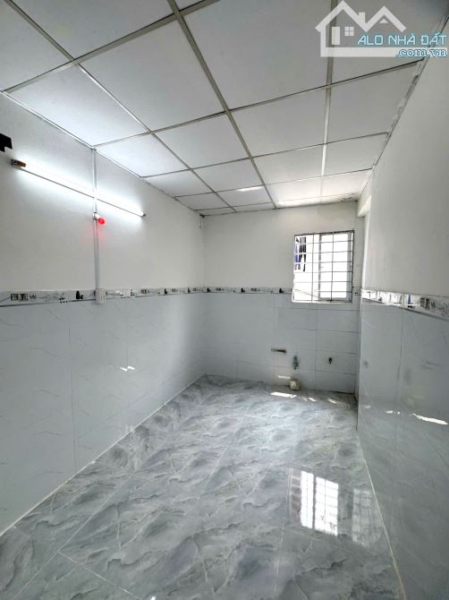 Nhà hiếm Q6 nhỏ tiền - Hẻm 3 gác tới nhà - Sổ đẹp vuông vức - 1