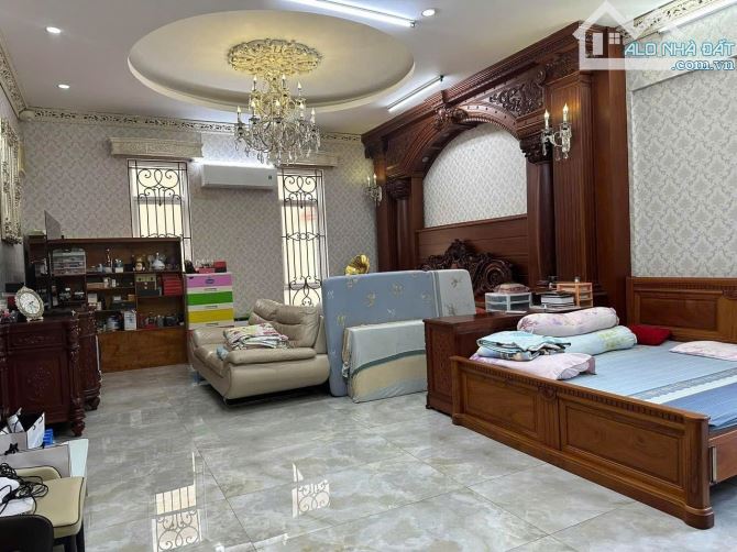 Chính chủ bán biệt thự đường Đồng Khởi - Tp. Biên Hoà - Đồng Nai.  Nằm trên trục đường lớn - 1