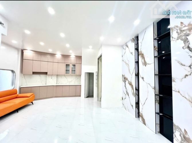 Bán nhà Lương Khánh Thiện, Cầu Đất, Ngô Quyền, Hải Phòng. 5 tầng, 40m2, 2,85 tỷ. - 1