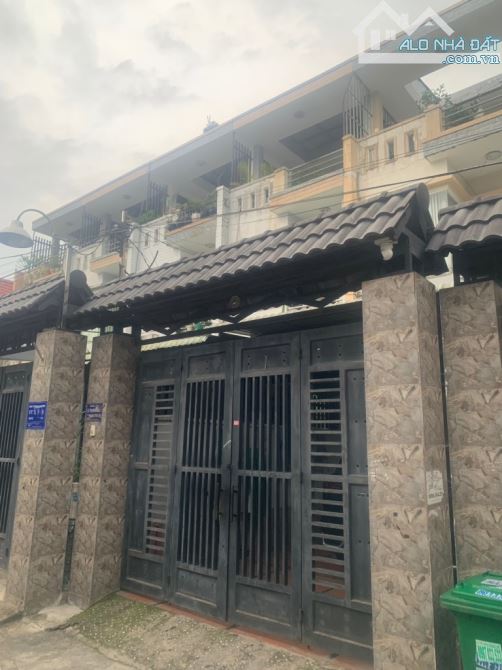 Cần bán nhà hẻm. Giá rẻ, mua đất tặng nhà 3 lầu - 1