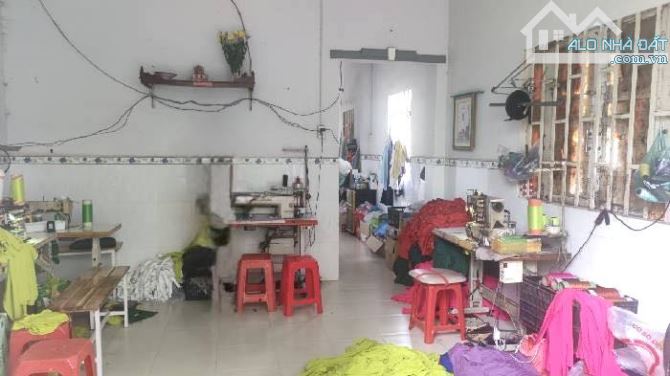 Nhà Cấp 4 gần Mặt tiền đường LÊ VĂN KHƯƠNG, Hiệp Thành, Q12, DT 748m2 (23 x 29), hẻm 6m. - 1