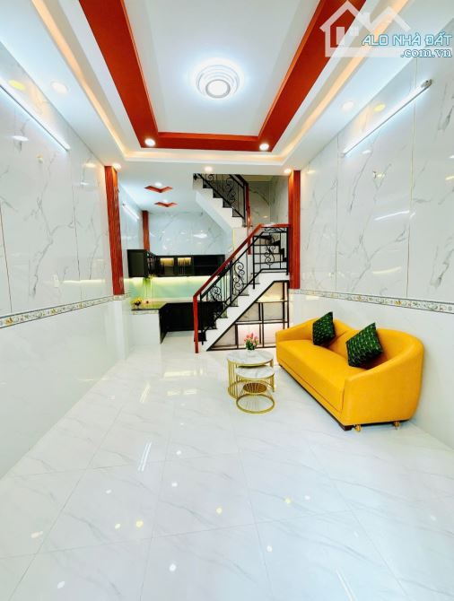 Nhà đẹp Âu Dương Lân, P.3, Q.8, dt: 3.8 X 8m, hai lầu, giá 4 tỷ 48. - 1