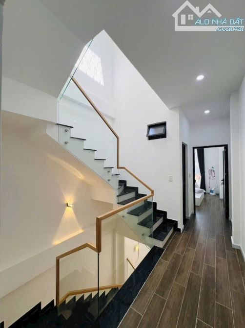 3 tầng kiệt Hoàng Diệu - Hải Châu gần Cầu Rồng giá nhỉnh 4ty - 1