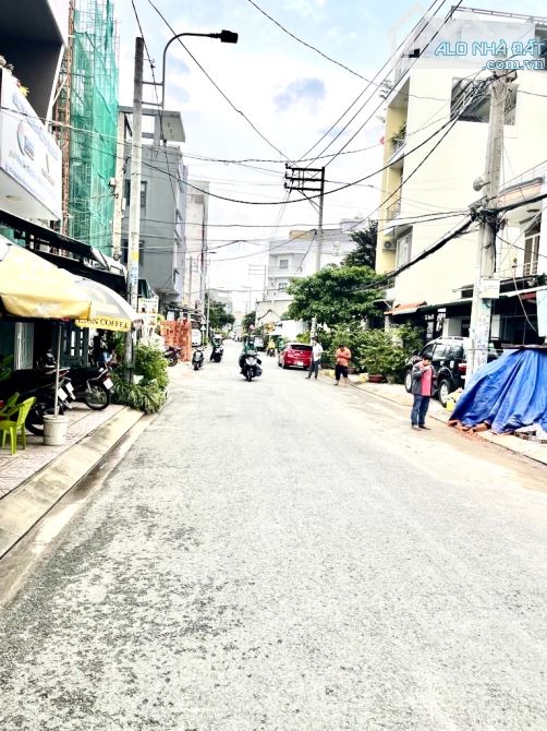 CĂN HỘ DỊCH VỤ - TÂN PHÚ - THU NHẬP 140TR/ THÁNG - HẦM - THANG MÁY - DT 280M - NGANG LỚN G - 1